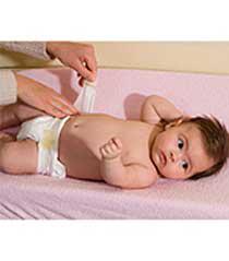 Change de bébé : quel type de lingettes utiliser ?