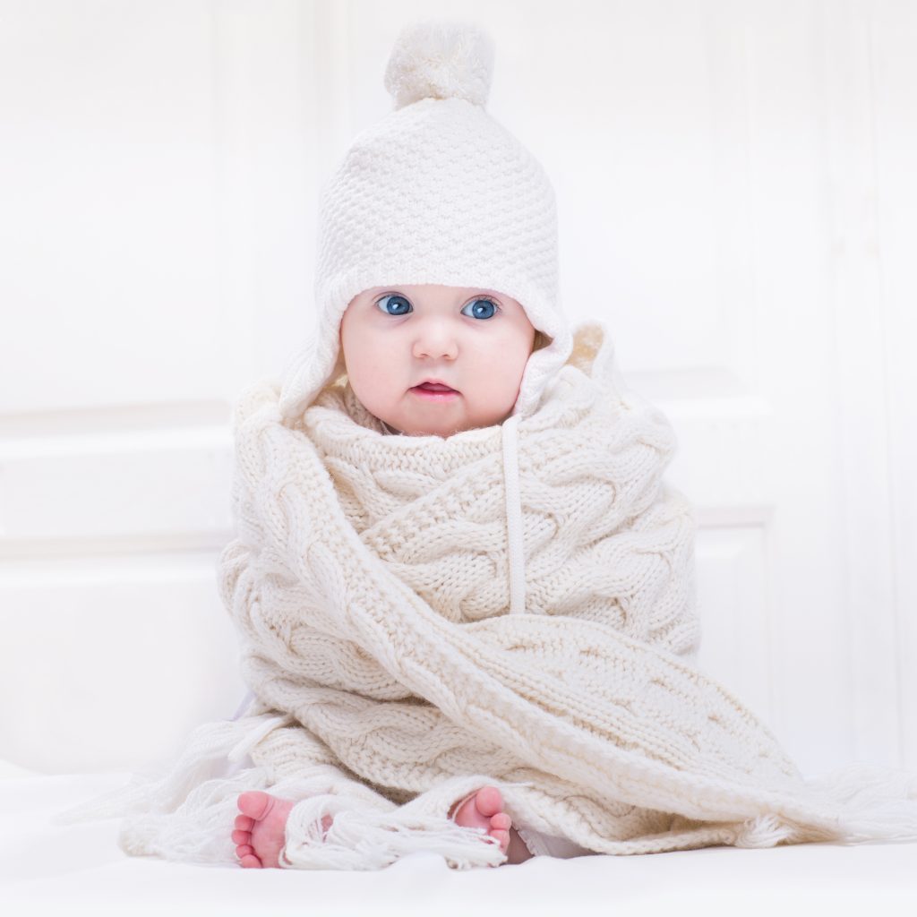 Comment protéger la peau fragile de bébé l’hiver ?