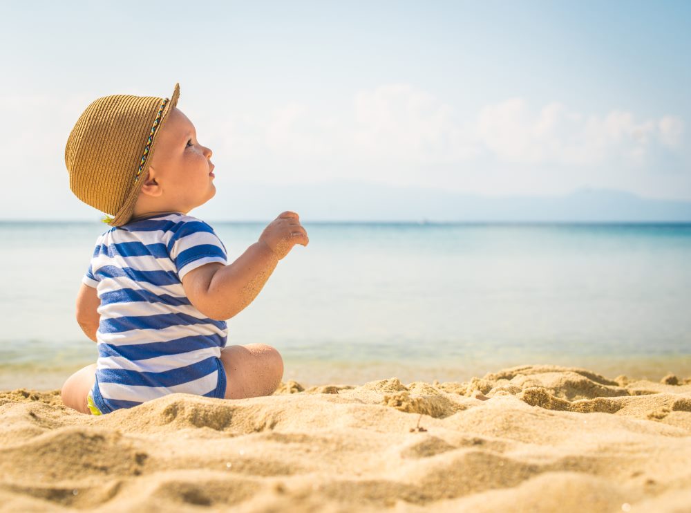 Pourquoi est-il important de protéger la peau sensible de bébé du soleil ? Quel est son capital solaire ?