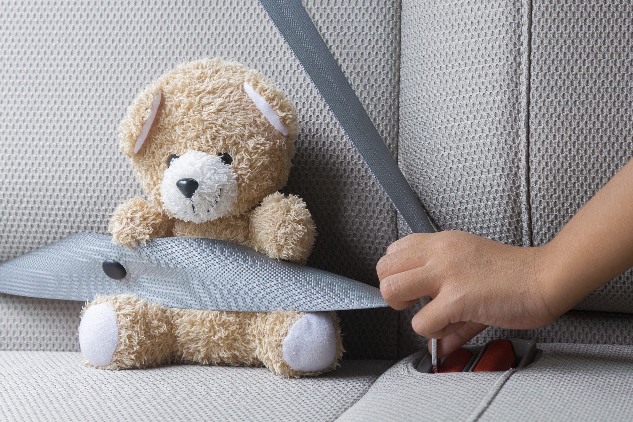 Trajet en voiture avec Bébé, comment le protéger de la chaleur